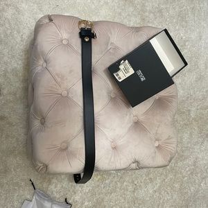 Womens Versace belt. Med.unisex